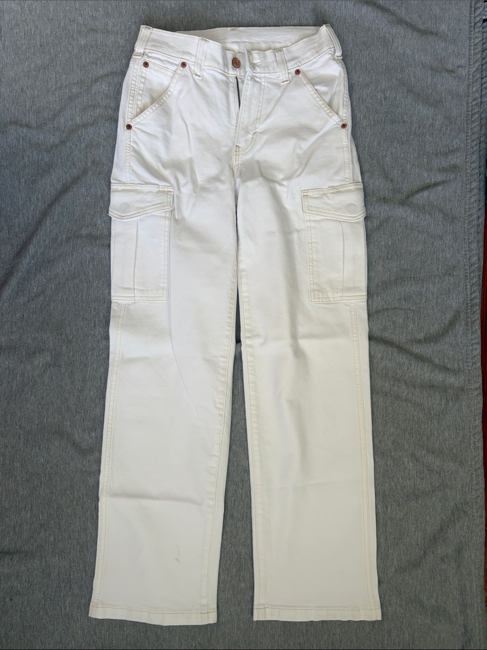 GAP White Women’s Cargo Pants with Utility Pockets